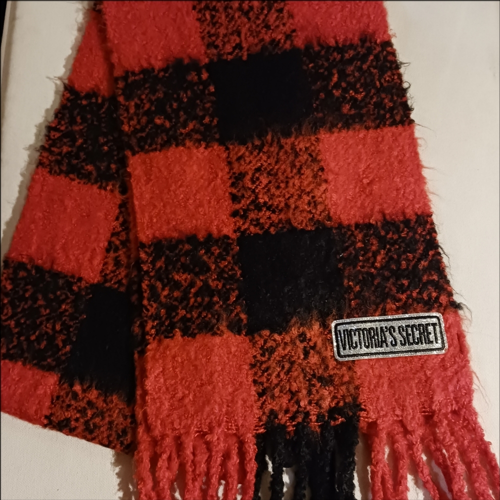 Victoria's Secret Scarlet Check Scarf